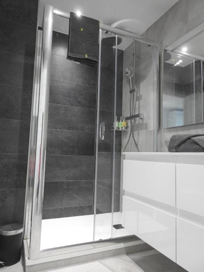 New Luxury Sunrise Oceanview Apartment In ジブラルタル エクステリア 写真