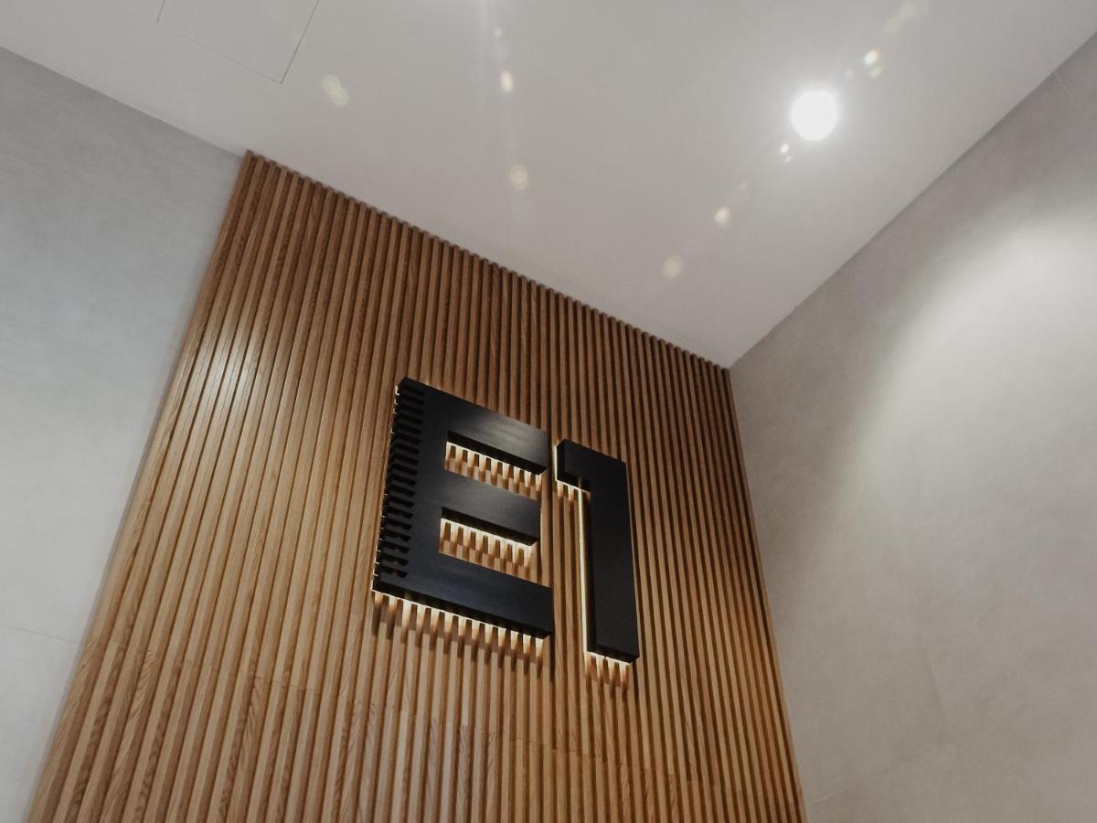 New Luxury Sunrise Oceanview Apartment In ジブラルタル エクステリア 写真