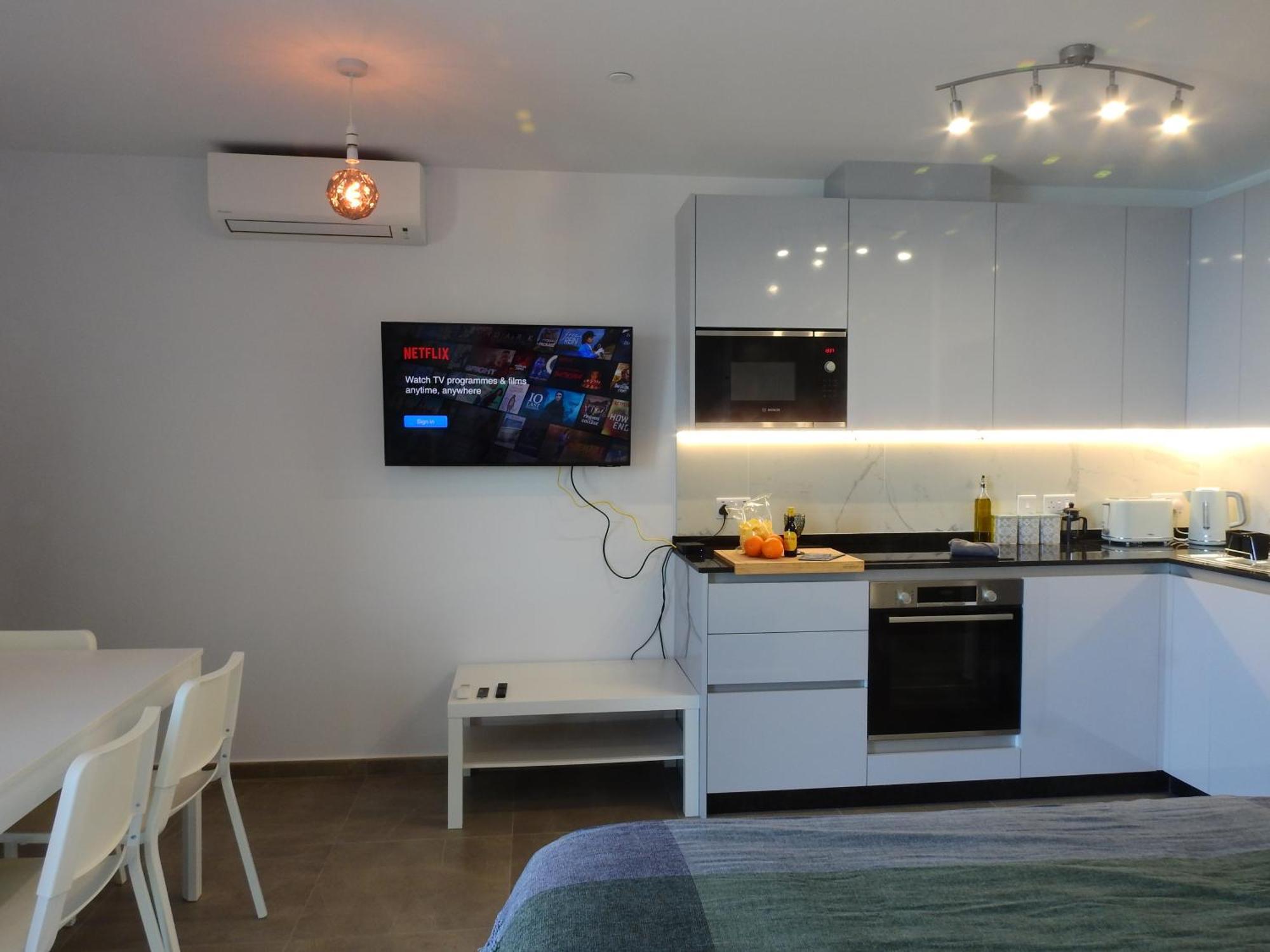 New Luxury Sunrise Oceanview Apartment In ジブラルタル エクステリア 写真
